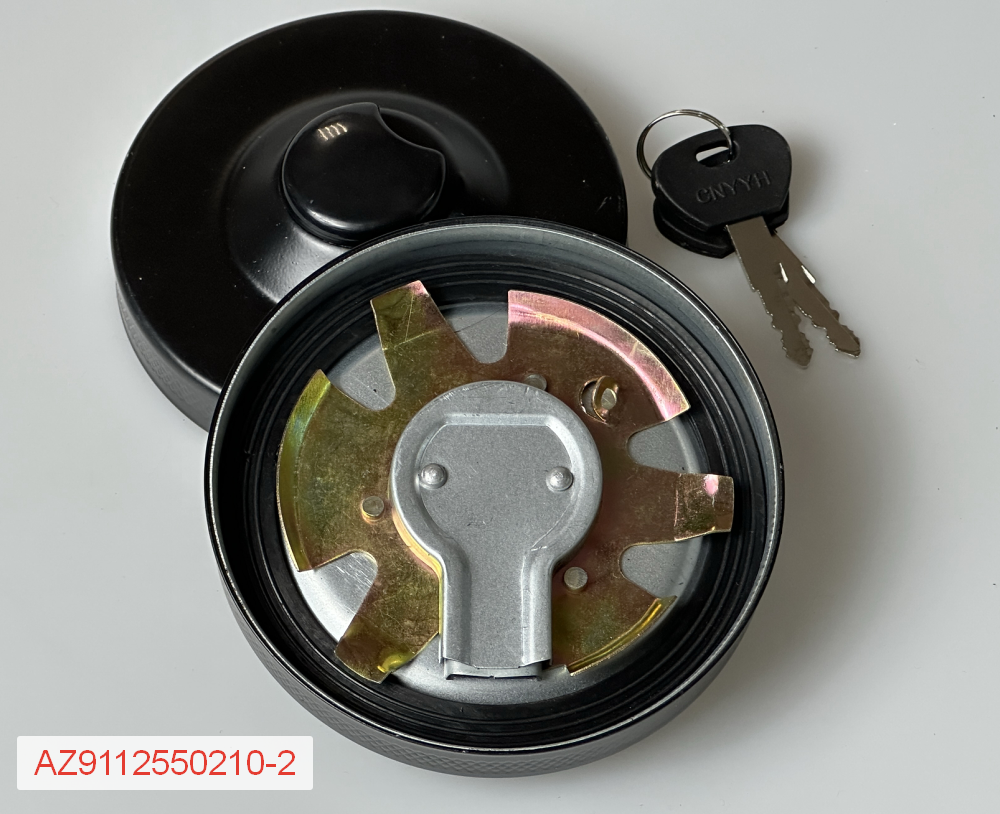 Крышка топливного бака с ключем (металл) 350-380л (AZ9112550210-2)